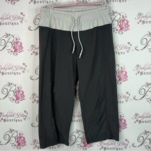 lululemon athletica cropped crop pants Gray Joggers comfy yoga